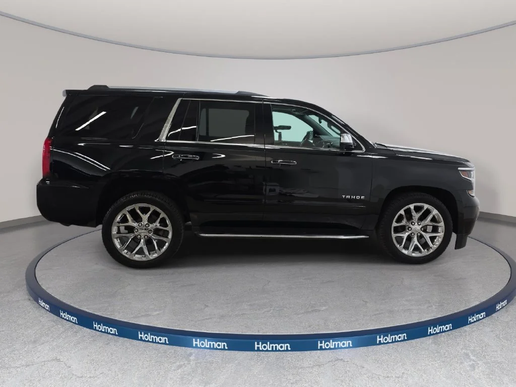 Used 2020 Black Chevrolet Premier image 5