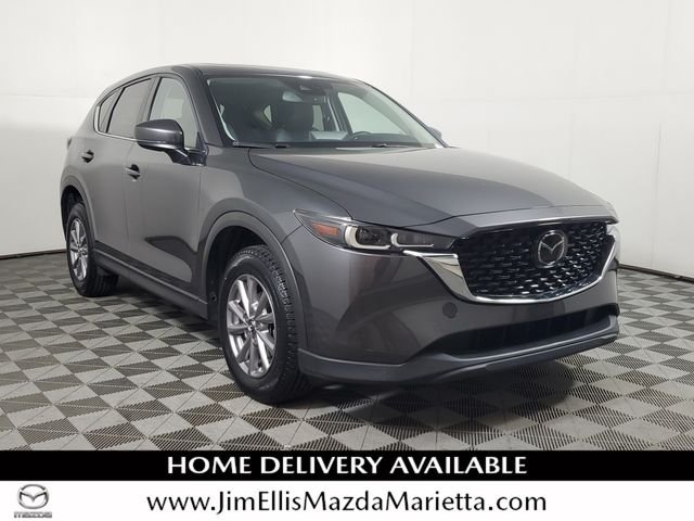 2023 Mazda CX-5 S Preferred package Auto AWD's photo