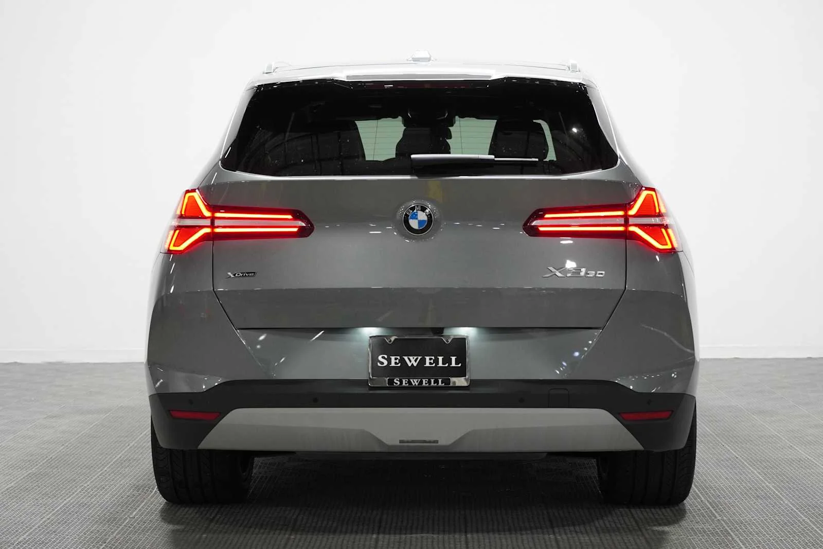 Certified Used 2026 Skyscraper Grey Metallic BMW 30 xDrive image 5