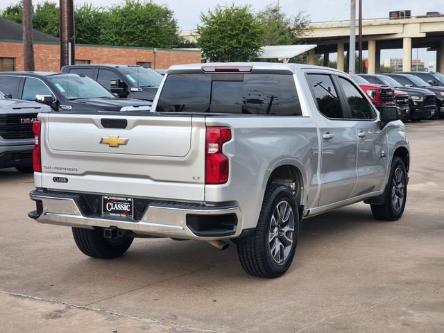 Used 2021 SILVER ICE METALLIC Chevrolet LT image 7
