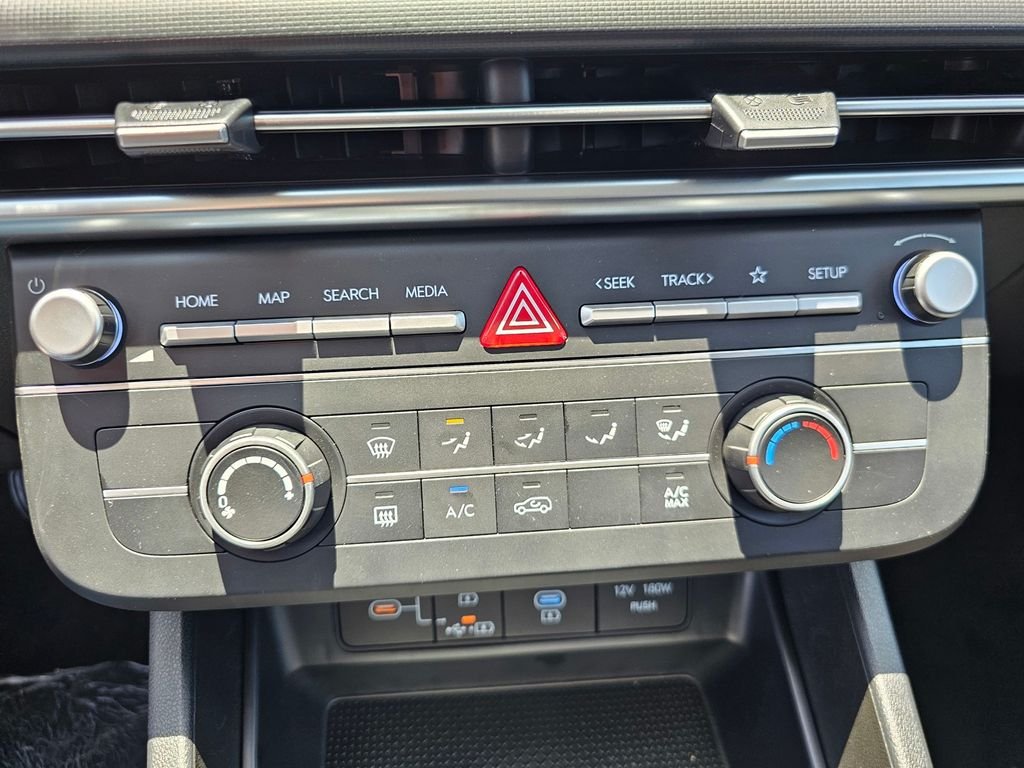 New 2026 White Hyundai SE image 31