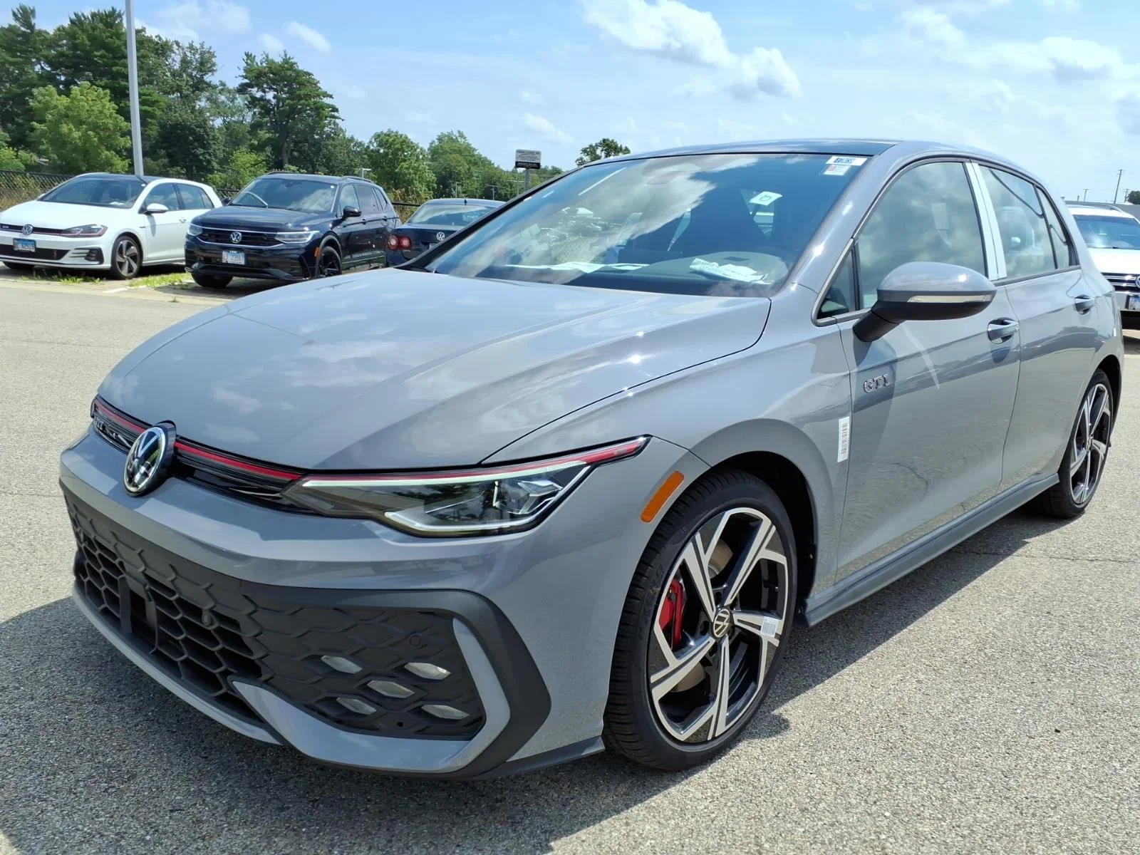 New 2026 Moonstone Gray Volkswagen 2.0T SE DSG image 2