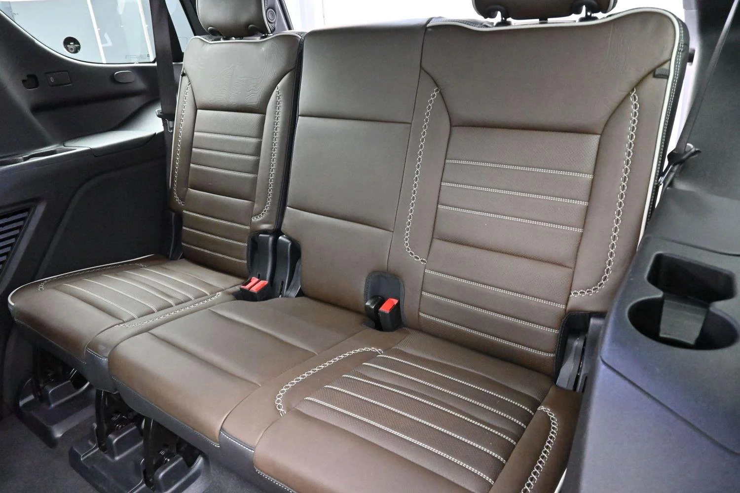 Used 2025 Titanium Rush Metallic GMC Denali Ultimate image 35