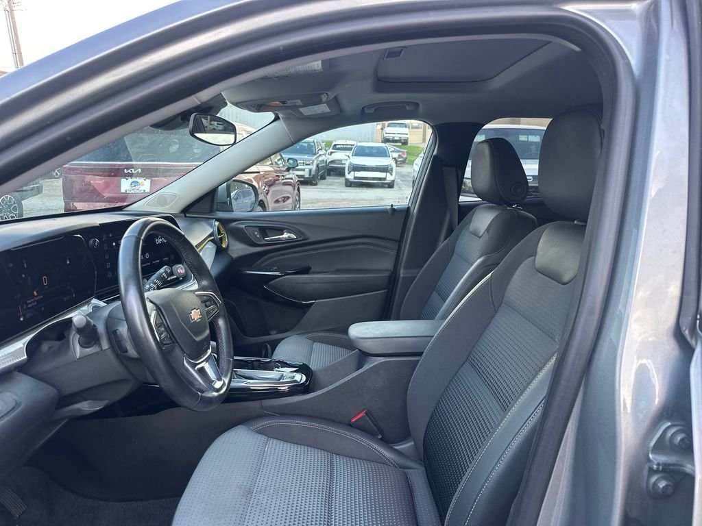 Used 2024 Gray Chevrolet LT image 42