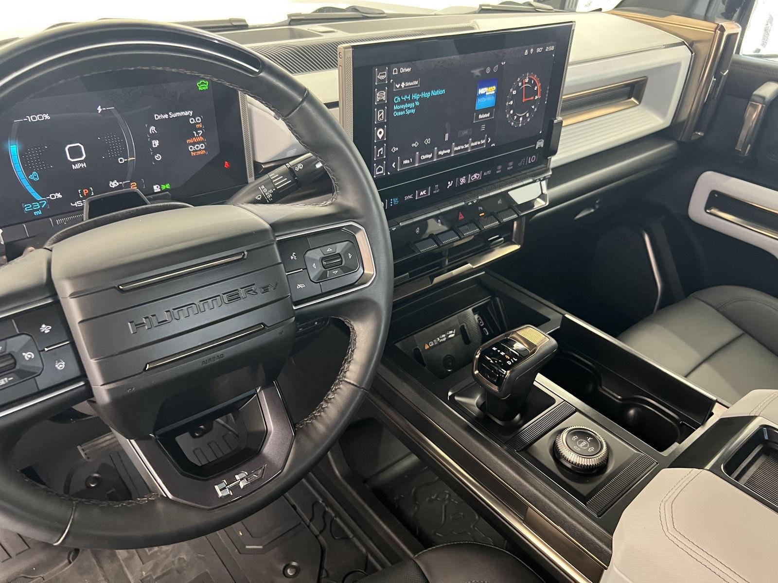 2024 GMC HUMMER EV 2X - Photo 20