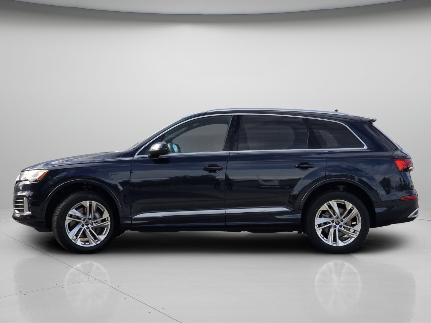 Used 2023 Blue Metallic Audi Premium image 21