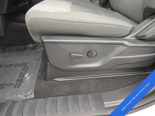 New 2026 Avalanche Ford F-350® XLT image 41