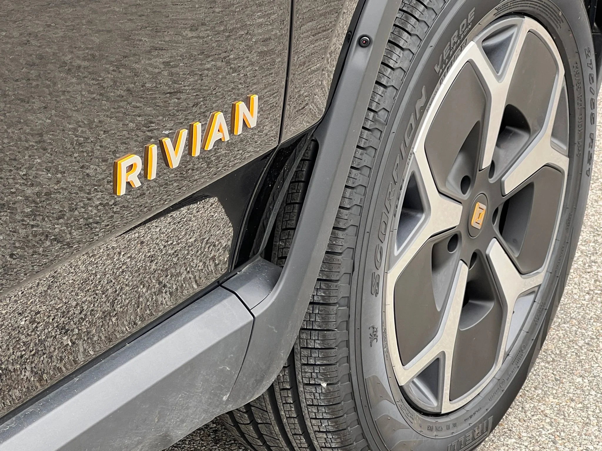Used 2024 Black Rivian Adventure image 7