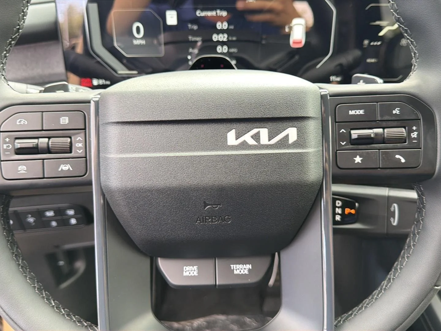 New 2027 Terrain Brown Kia X-Pro SX image 14