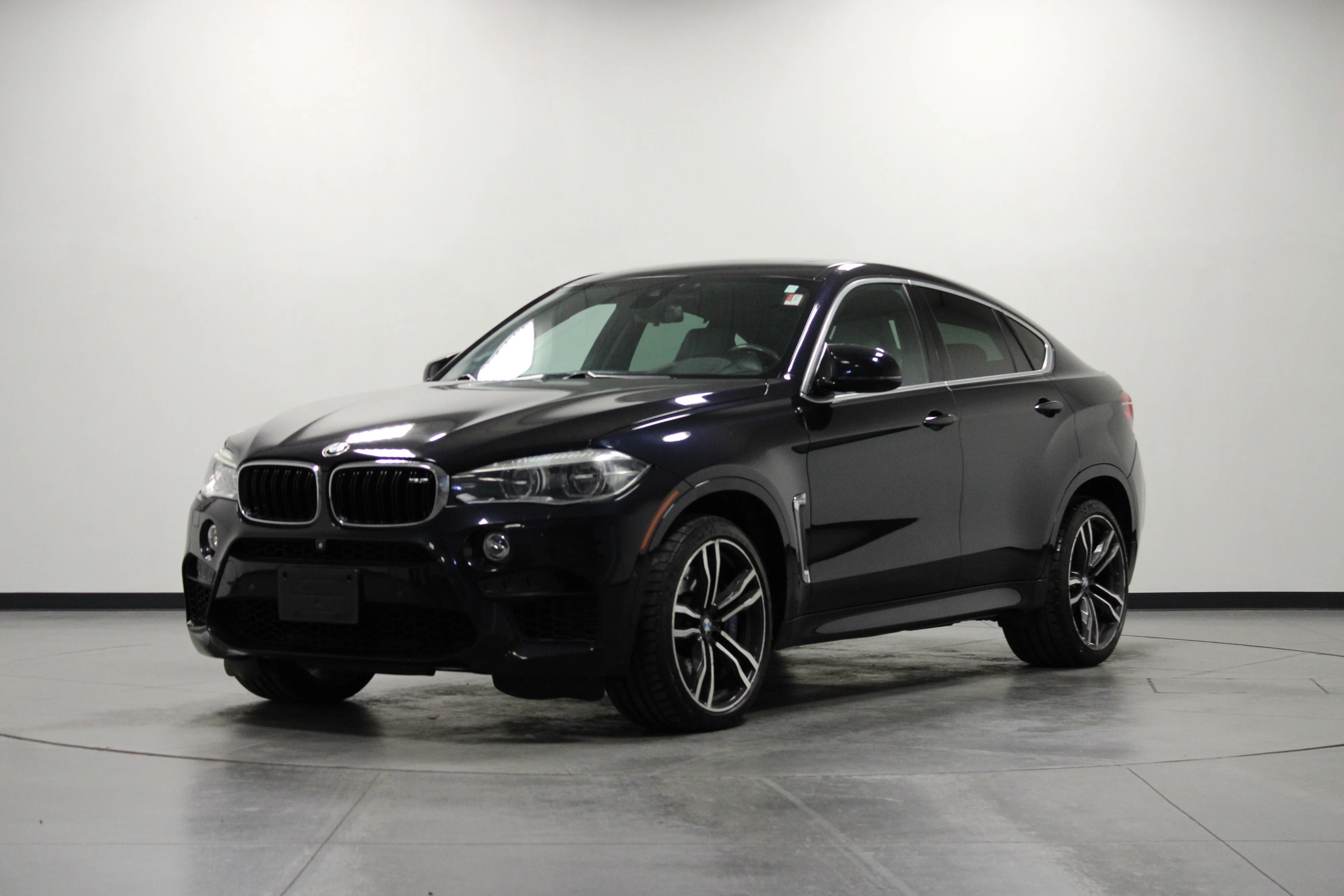 Used 2015 Carbon Black Metallic BMW Base image 8