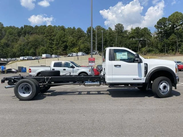 New 2025 White Ford XL image 2