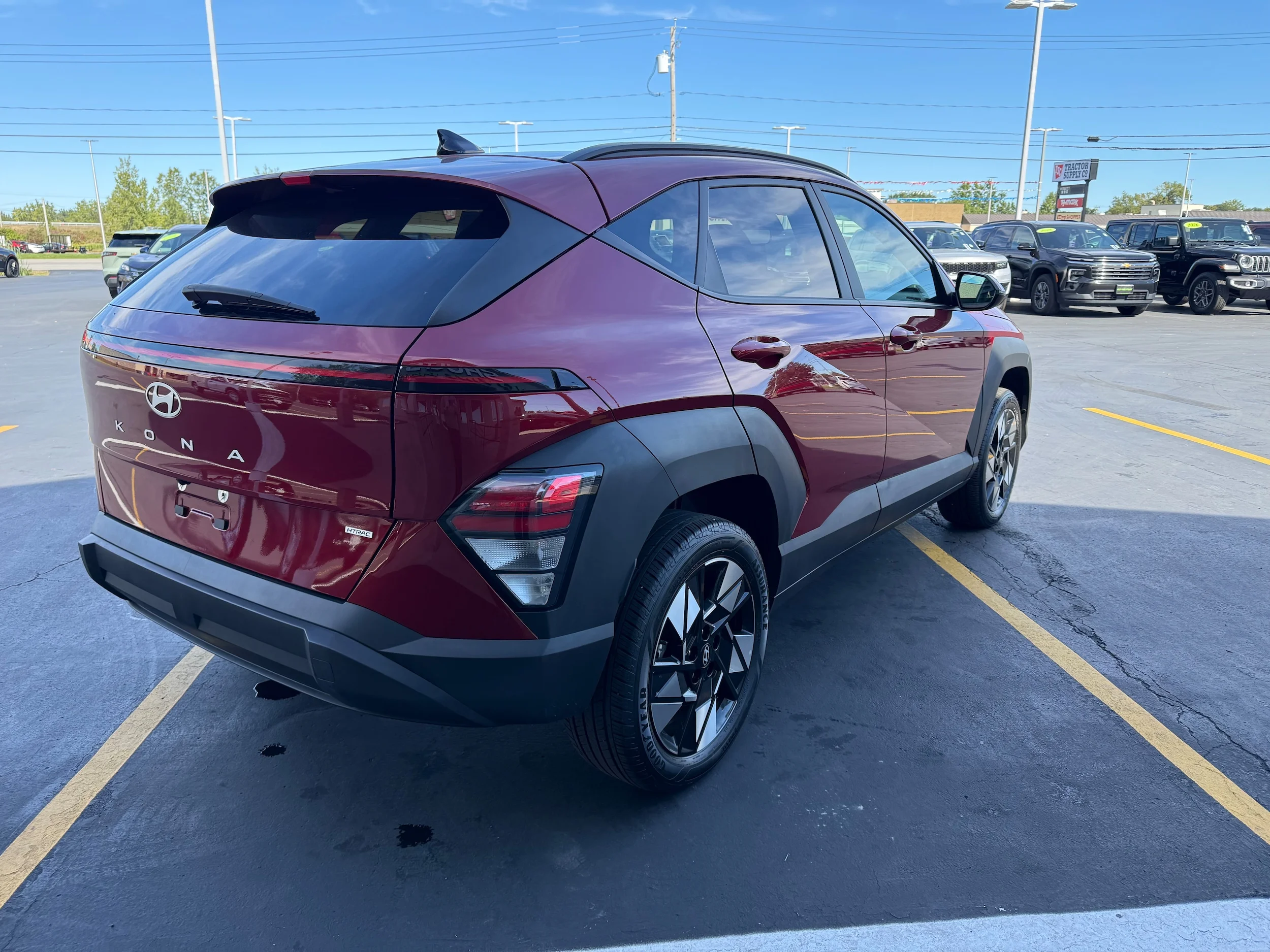 Used 2025 Ultimate Red Metallic Hyundai SEL image 6