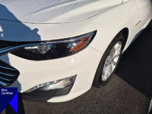 Used 2023 White Chevrolet LT image 10
