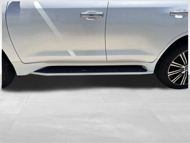 Used 2021 White Lexus 570 image 14