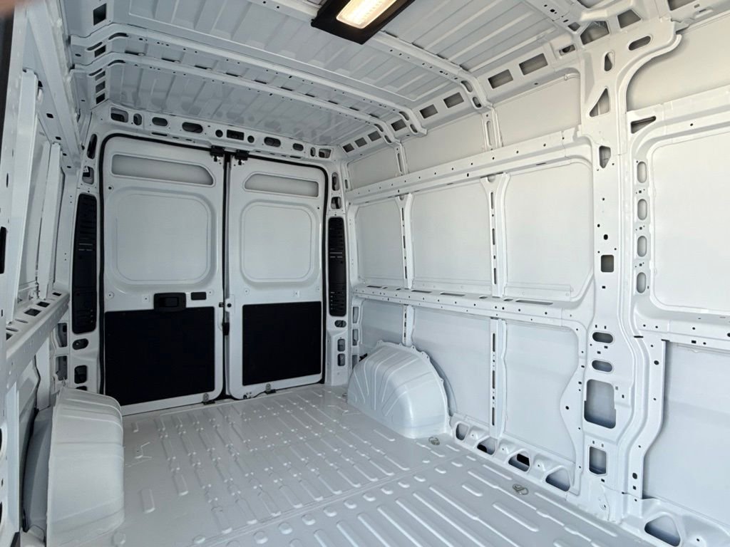 New 2026 Bright White Clearcoat RAM High Roof image 18