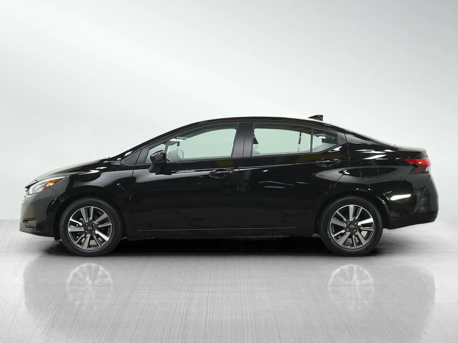 Used 2025 Nissan Versa Sedan SV with VIN 3N1CN8EV5SL825431 for sale in Minneapolis, Minnesota