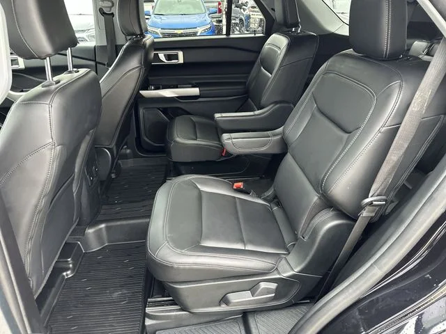 Used 2023 Black Metallic Ford XLT image 23