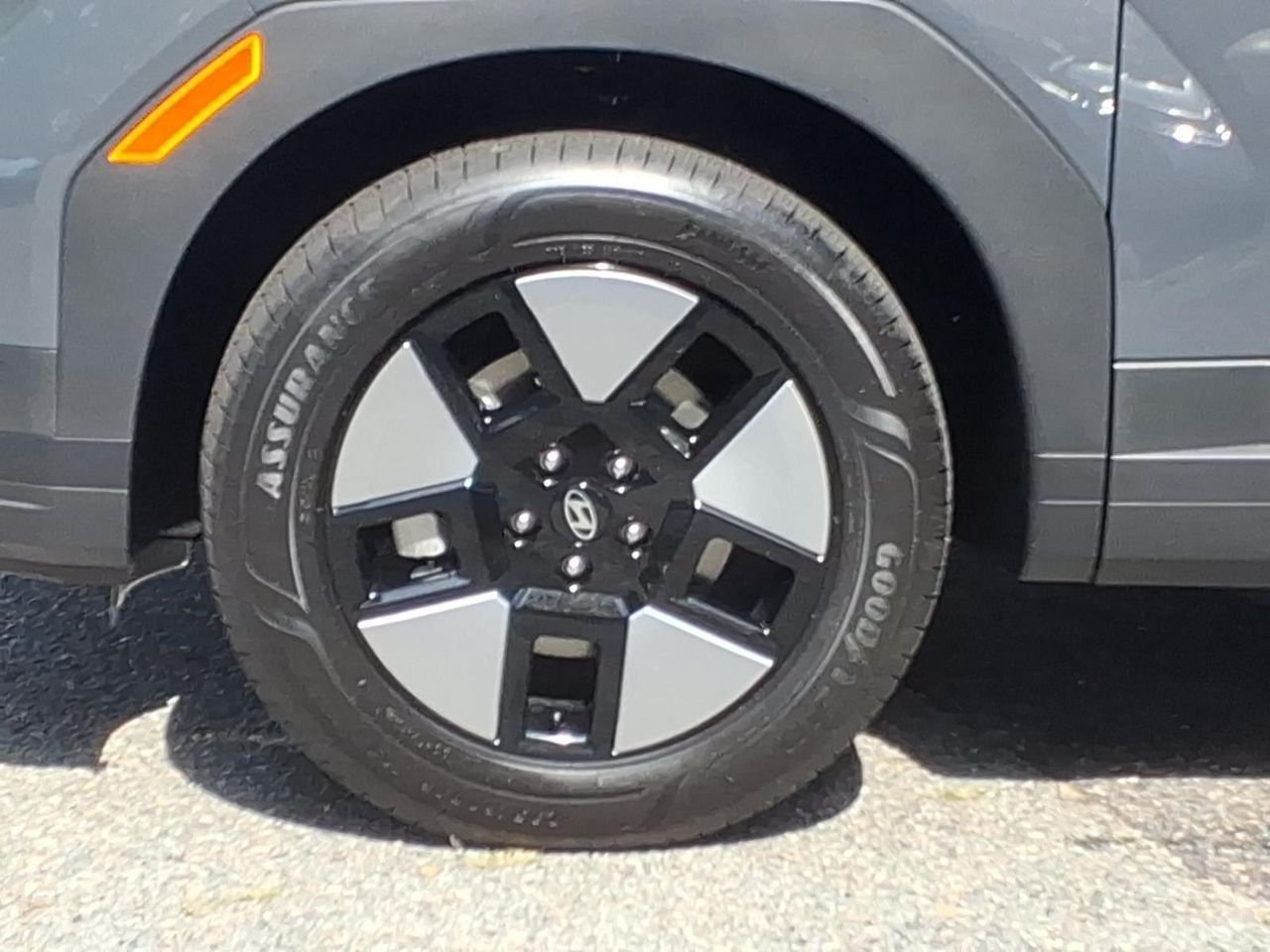 New 2026 Ecotronic Gray Hyundai SEL image 11