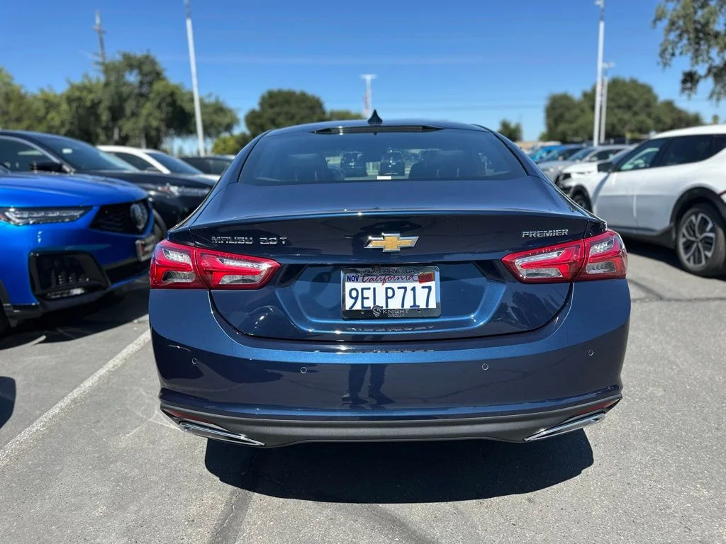 Used 2022 Northsky Blue Metallic Chevrolet Premier image 5