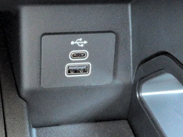 New 2026 Carbonized Gray Metallic Ford XL image 21