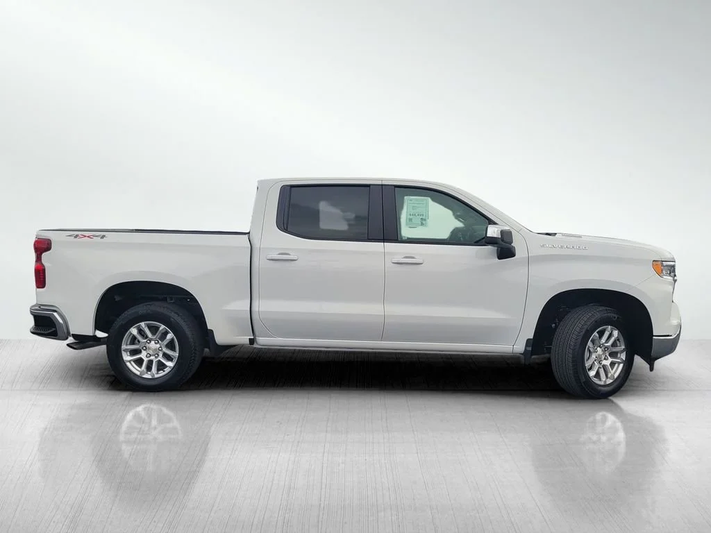 Used 2026 Summit White Chevrolet LT (2FL) image 4