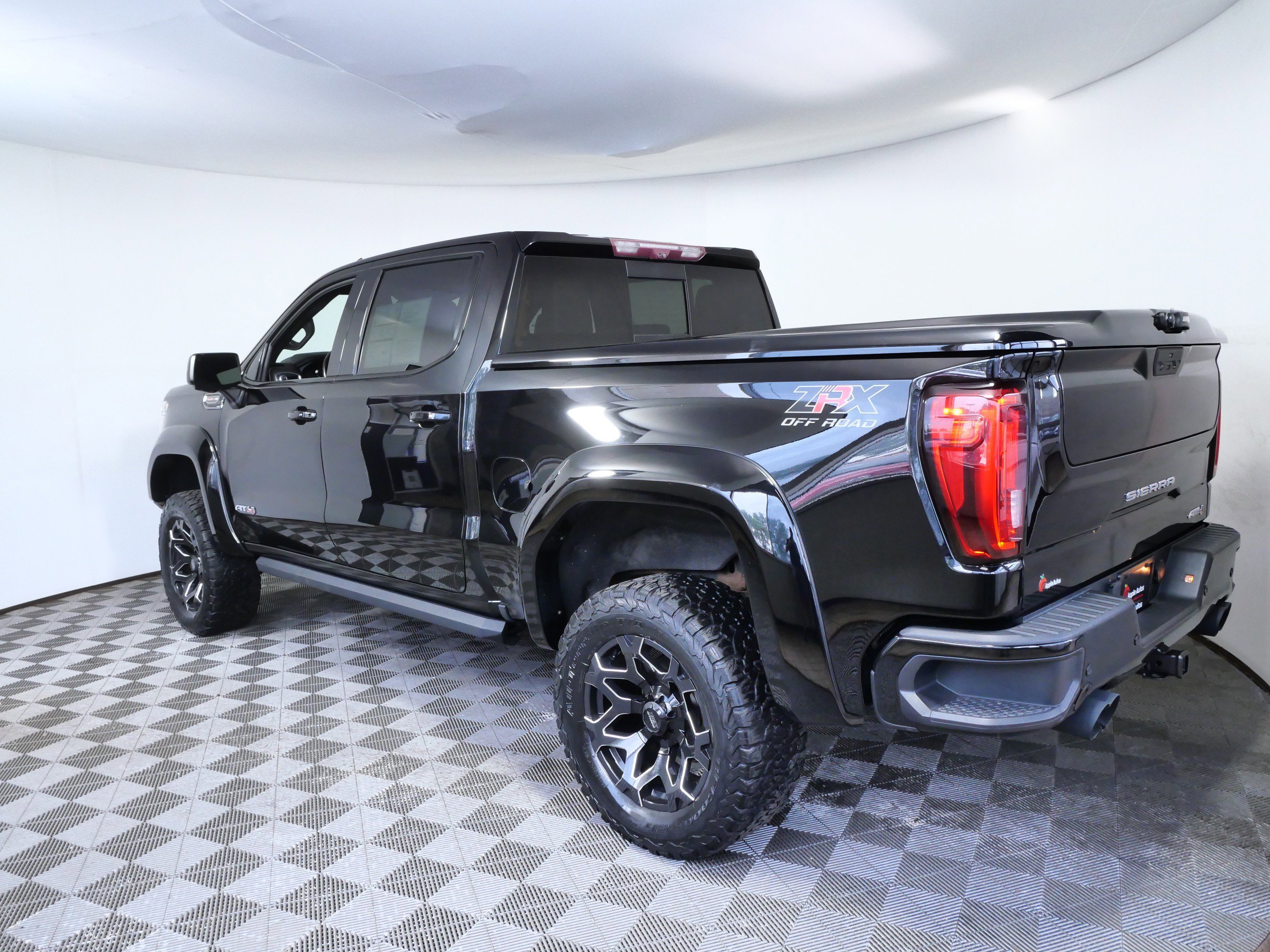 Certified Used 2020 Onyx Black GMC AT4 image 6
