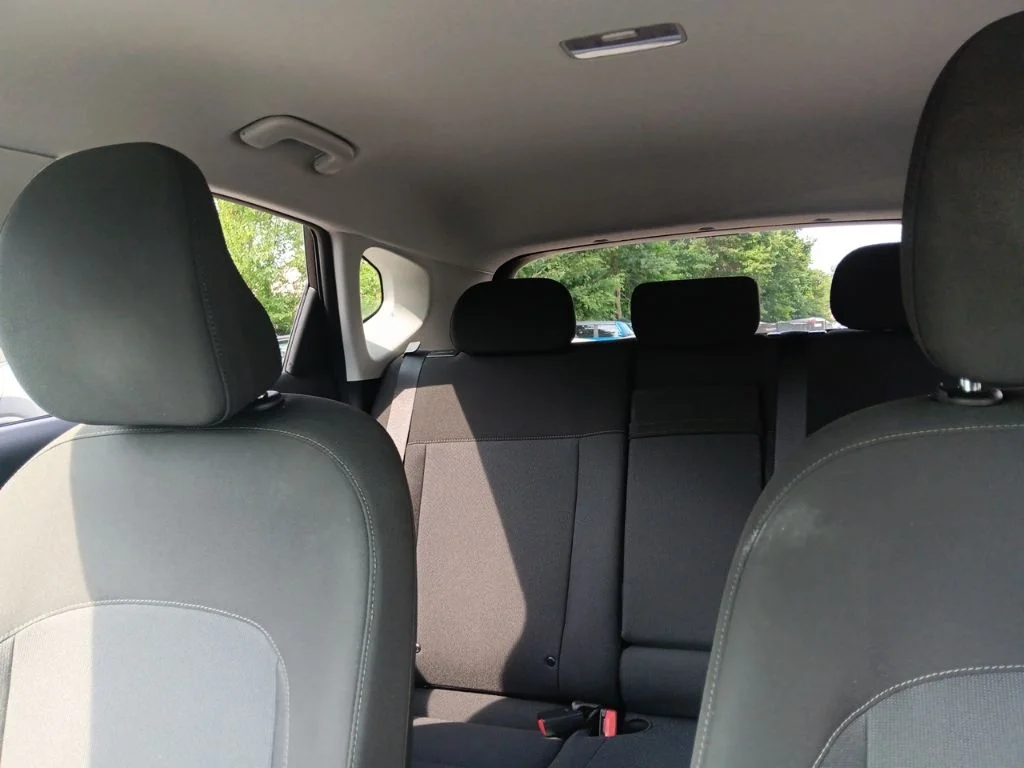 Used 2025 Abyss Black Pearl Hyundai SEL image 28