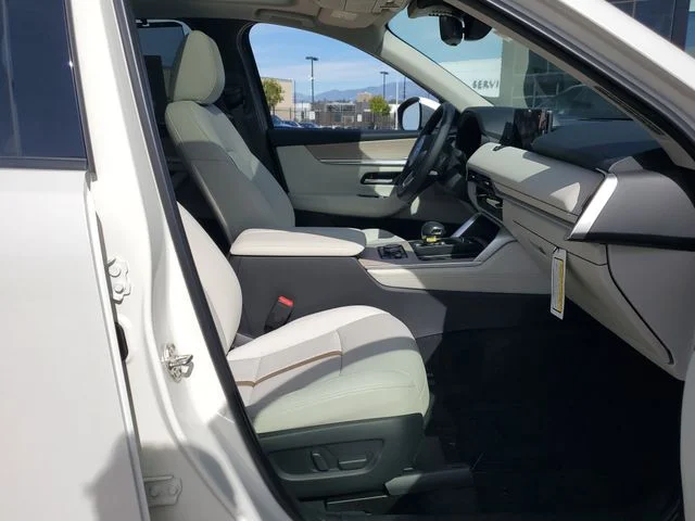 2026 Mazda CX-90 Premium Plus Package - Photo 14