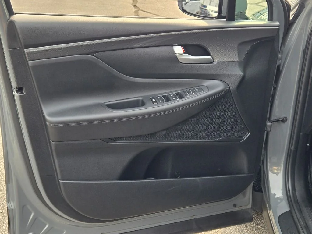 Used 2023 Gray Hyundai SEL image 19