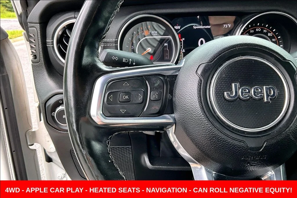 Used 2022 White Jeep Unlimited Sahara image 11