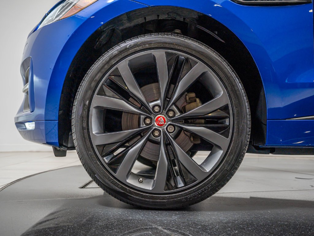 Used 2019 Caesium Blue Metallic Jaguar 30t R-Sport image 10
