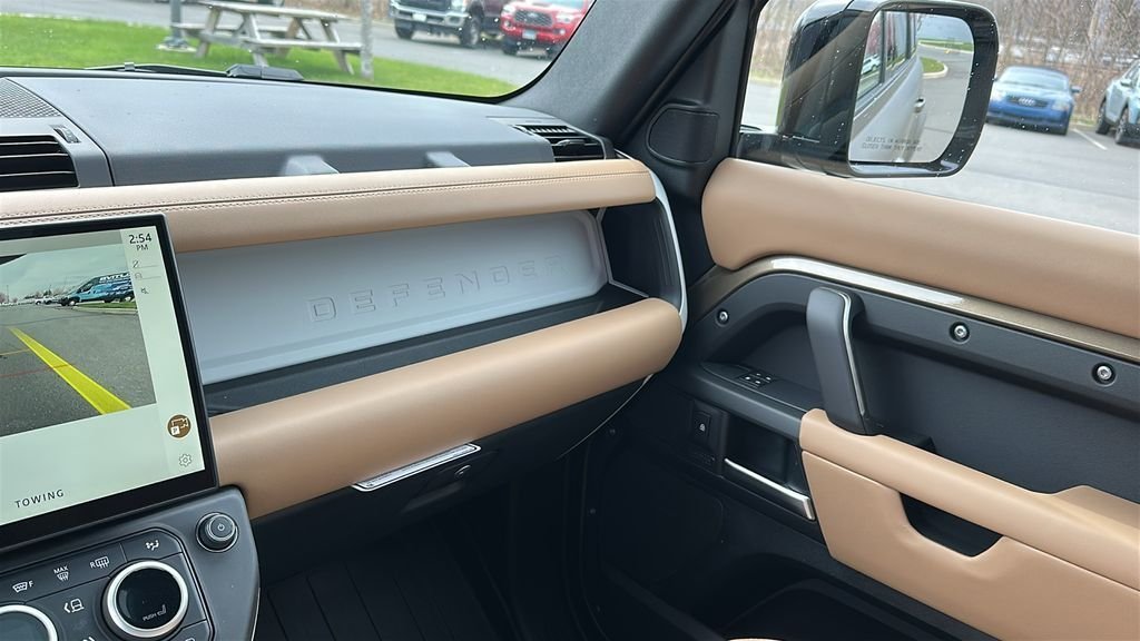 New 2026 Gondwana Stone LAND ROVER X-Dynamic SE image 17