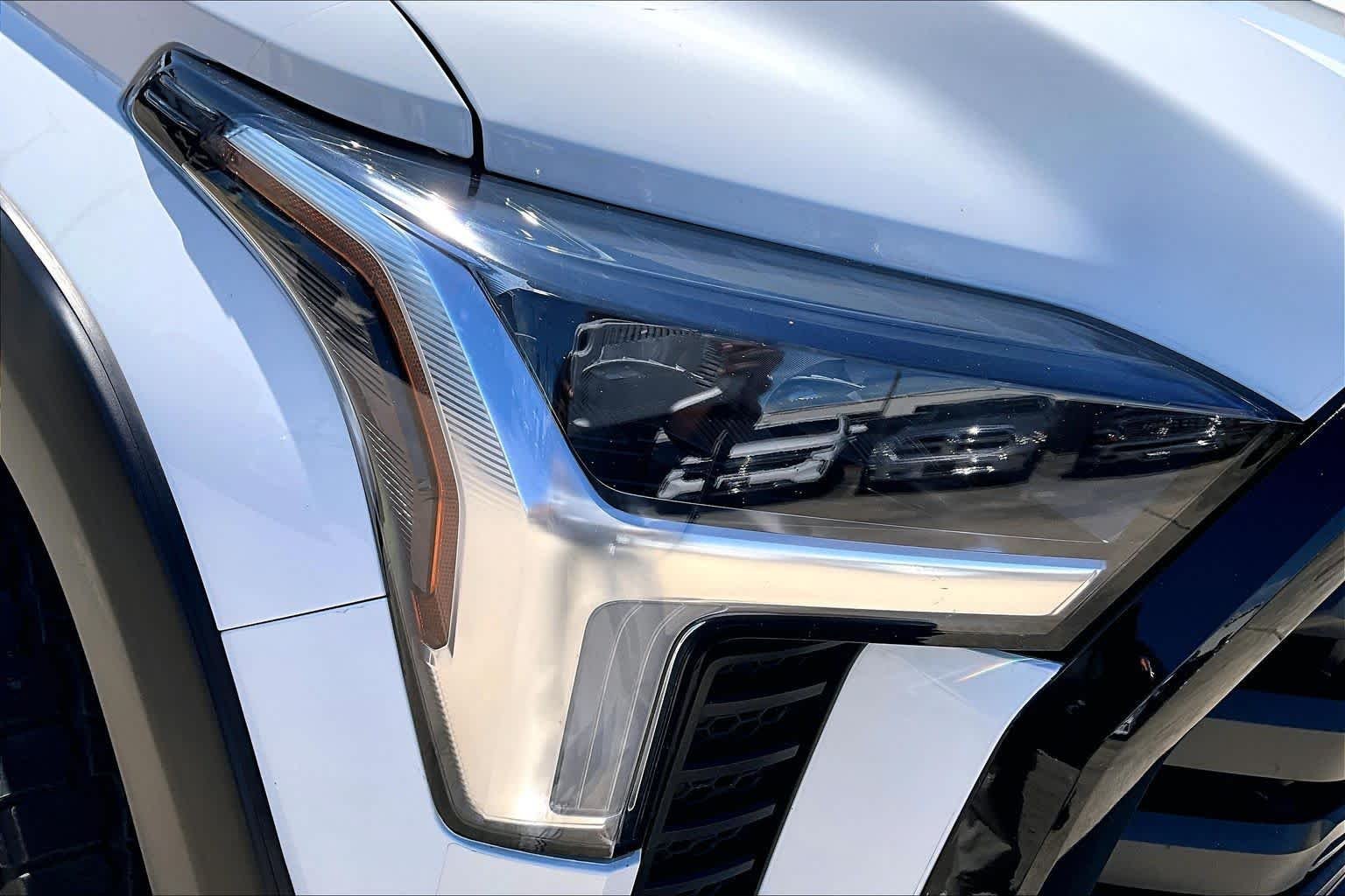 Used 2024 Ice Cap Toyota SR image 27