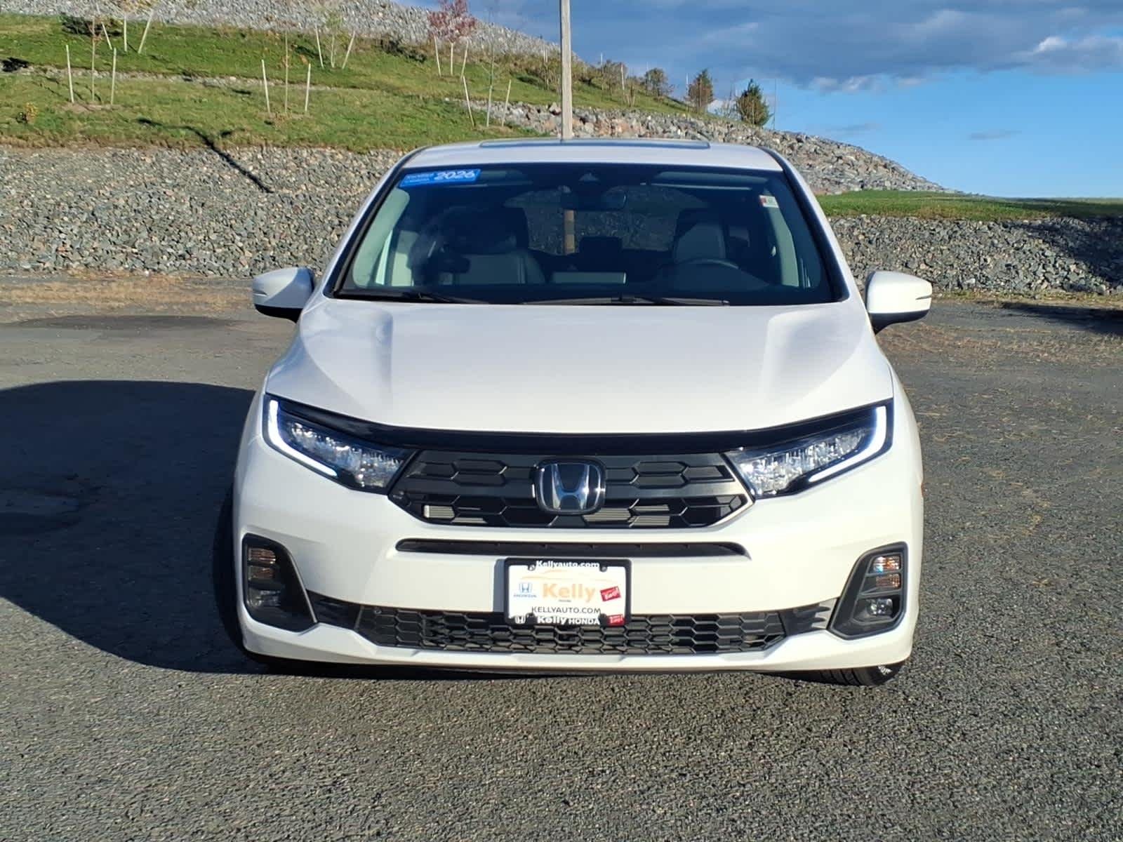 Certified Used 2026 Platinum White Pearl Honda EX-L image 2