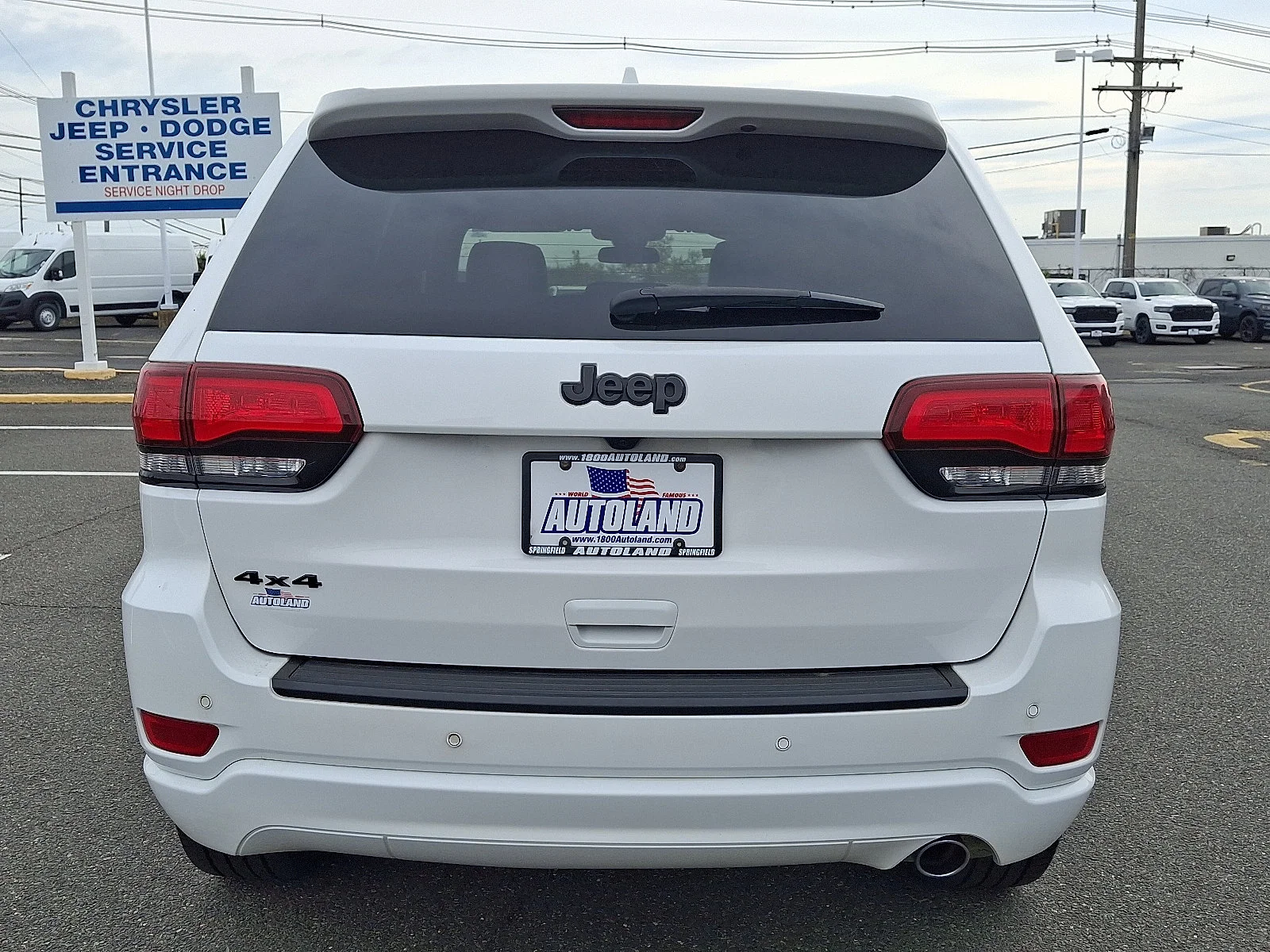 Certified Used 2021 Bright White Clearcoat Jeep Laredo X image 6