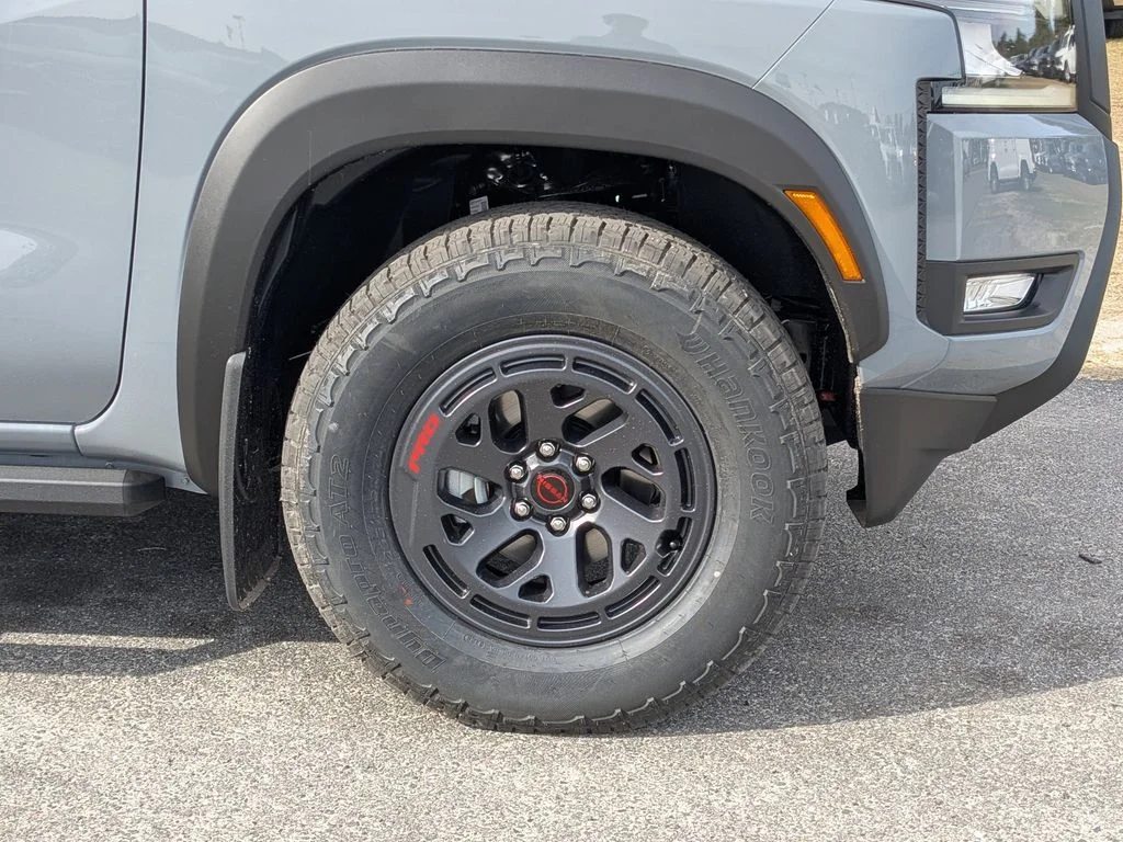 2026 Nissan Frontier PRO-X - Photo 11