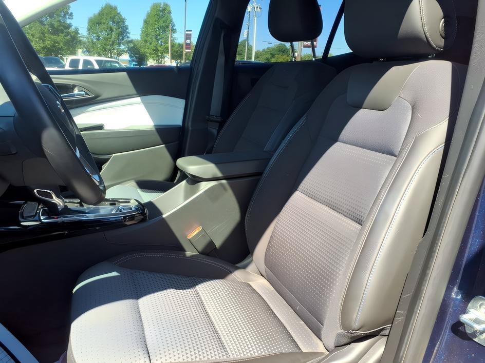 Used 2024 Blue Glow Metallic Chevrolet LT image 14