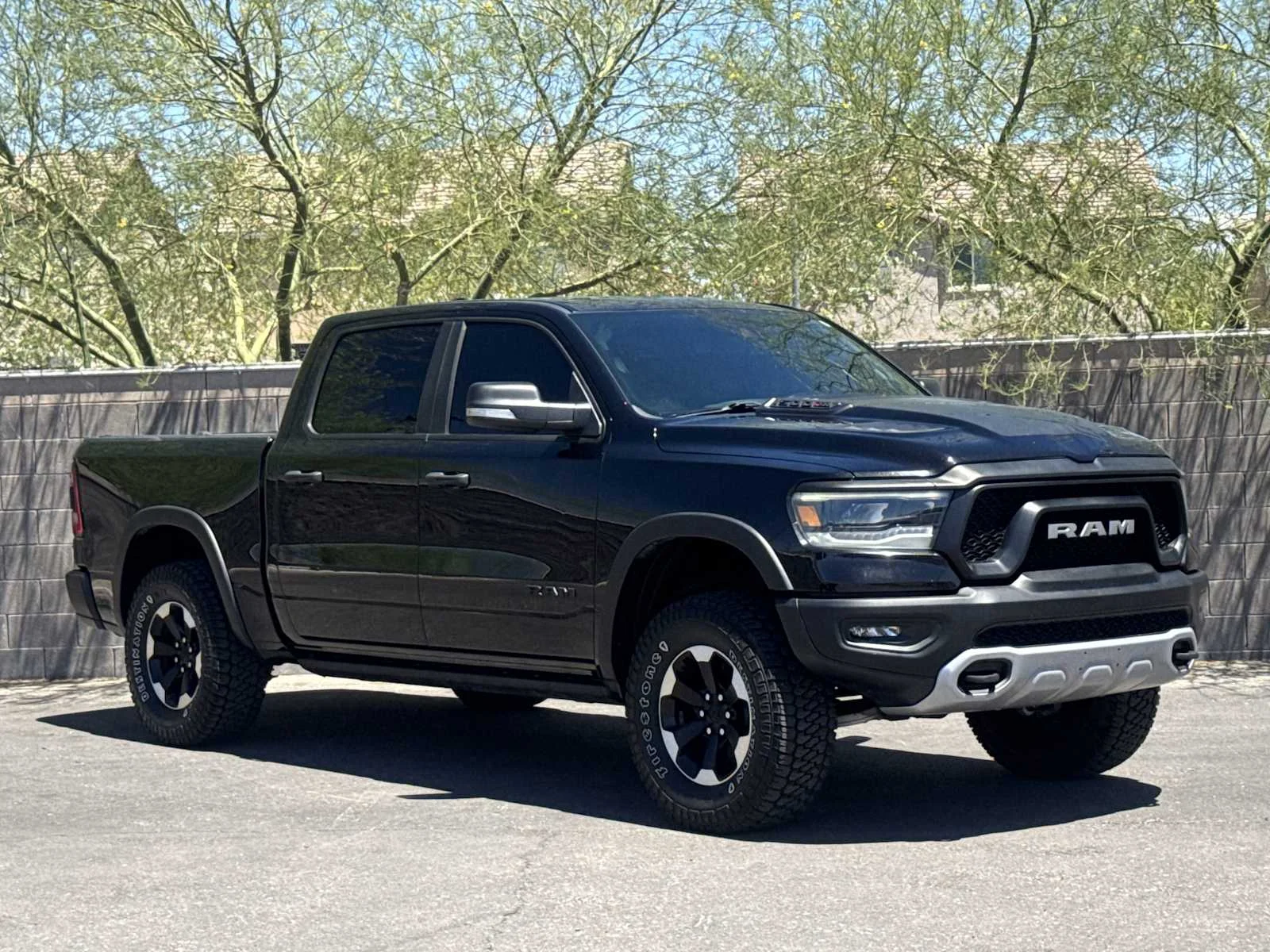 Used 2022 Diamond Black Crystal Pearlcoat Ram Rebel image 2