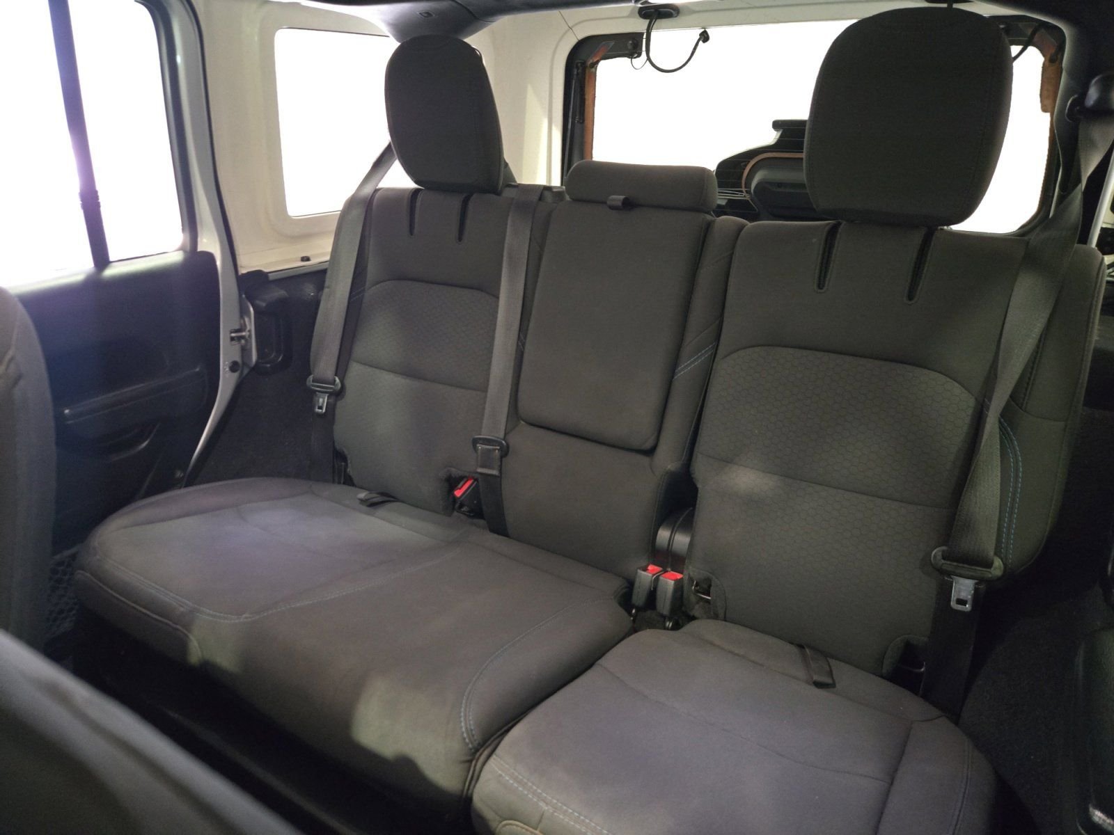 Used 2023 Silver Jeep Rubicon 4xe image 23