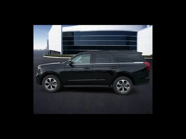 New 2027 Black Ford Active image 8
