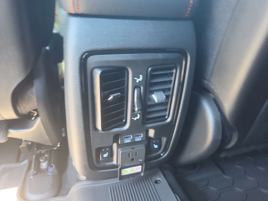 New 2026 B5 Blue Exterior Paint Dodge GT Plus HEMI V8 image 27