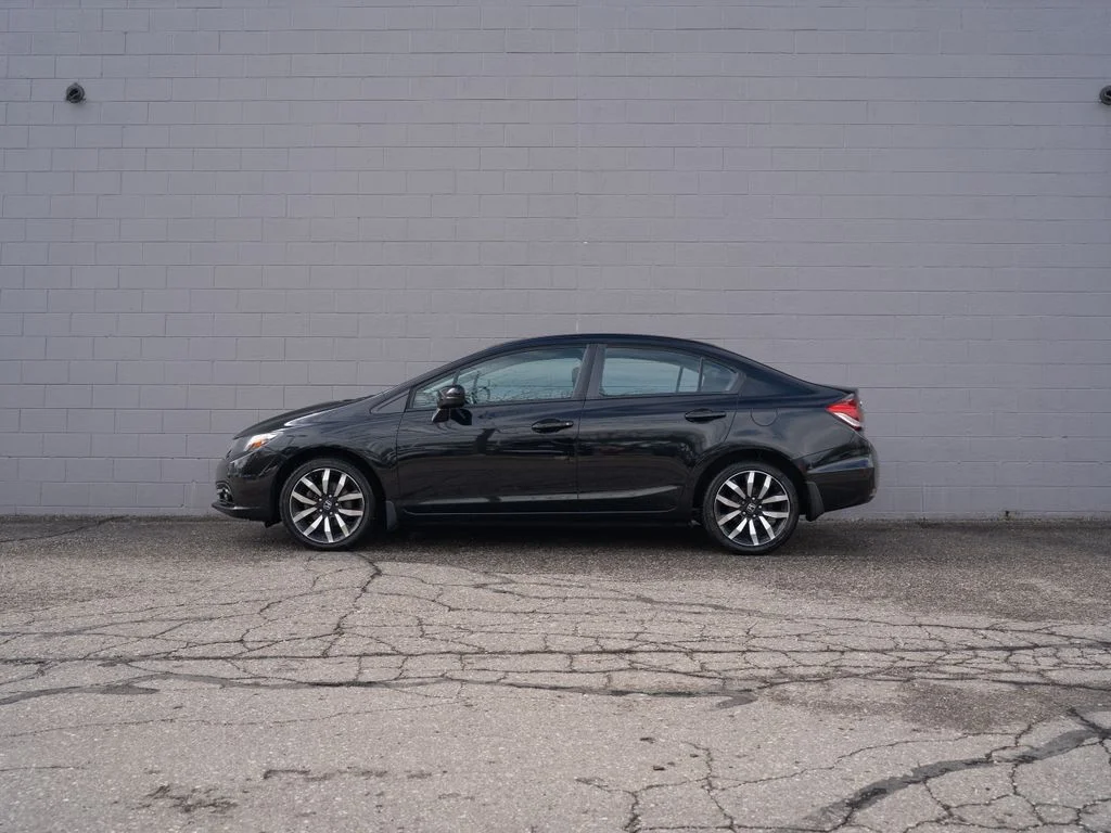 Used 2014  Honda EX-L image 2