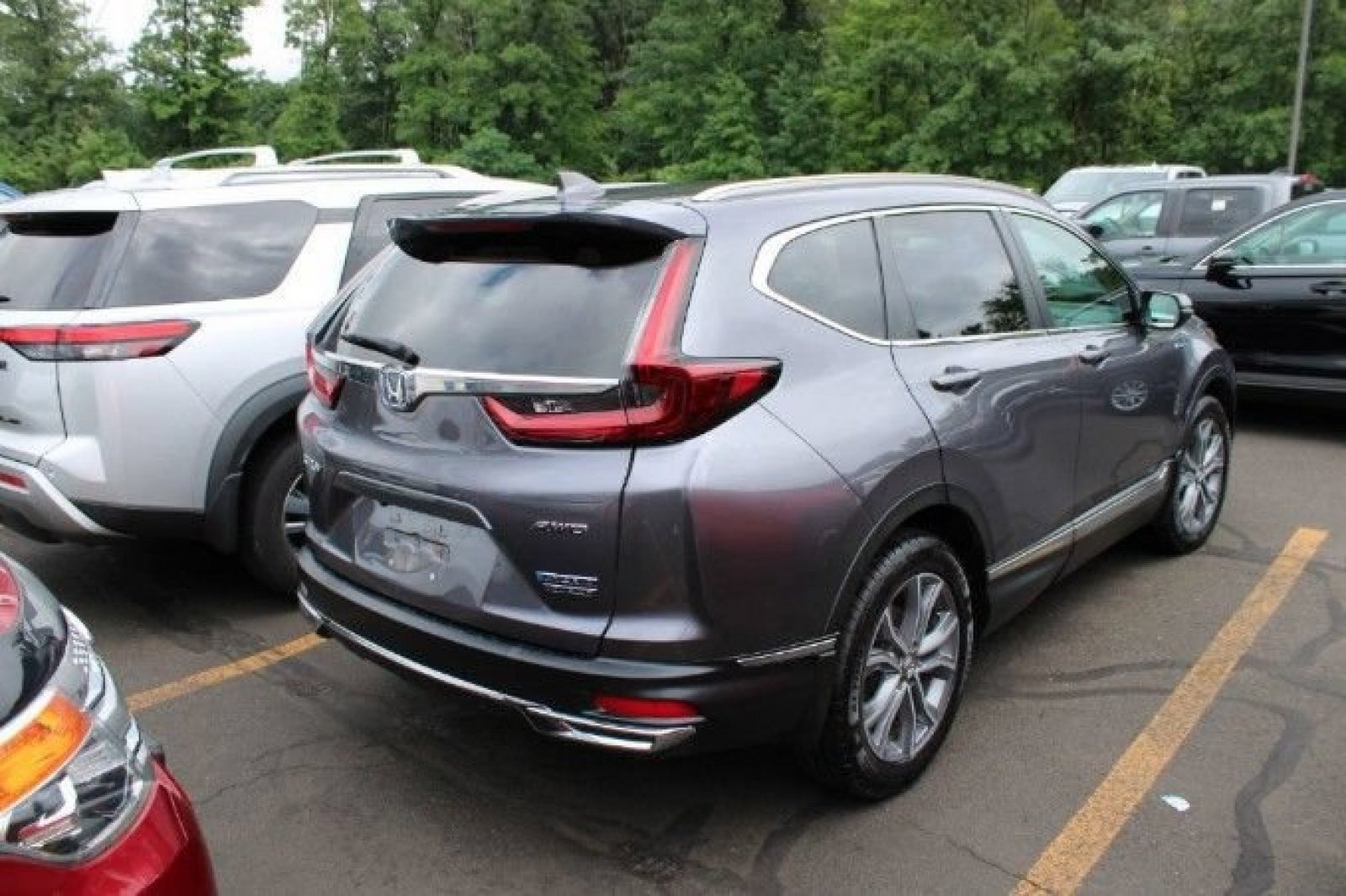 Used 2020 Modern Steel Metallic Honda Touring image 5