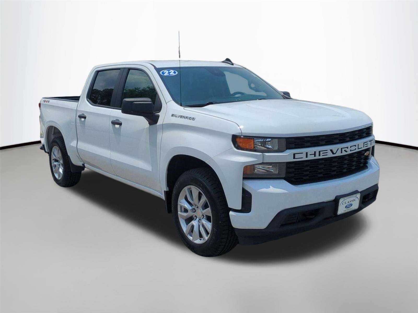 Used 2022 Summit White Chevrolet Custom image 7