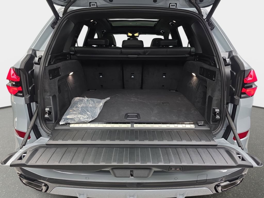 New 2026 Brooklyn Grey Metallic BMW xDrive50e image 12