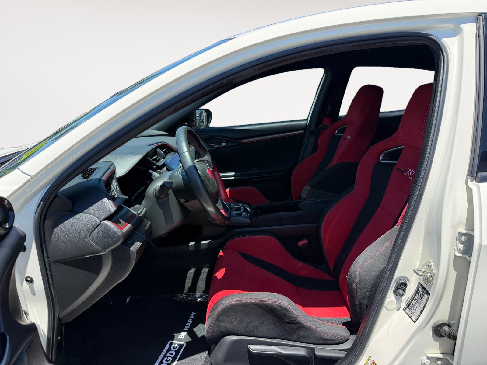 Used 2017 Championship White Honda Type R Touring image 10