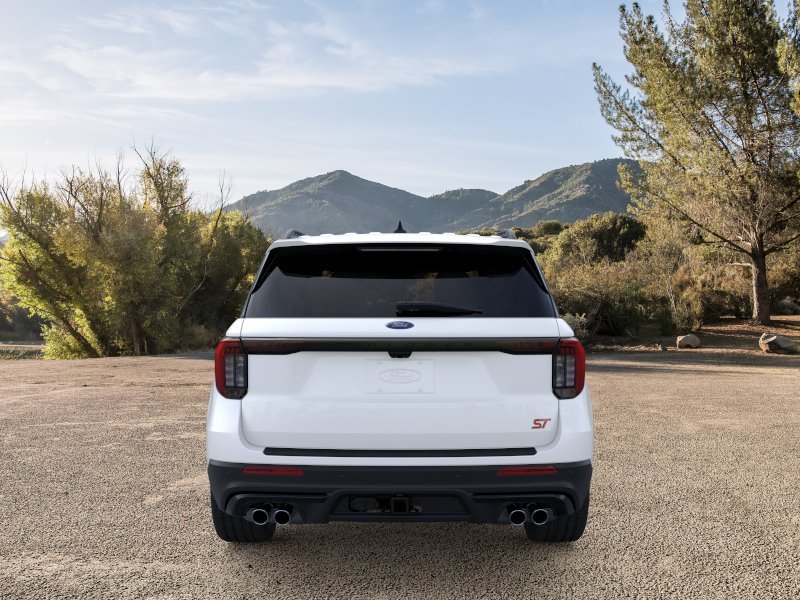 New 2026 Star White Metallic Tri-Coat Ford ST image 5
