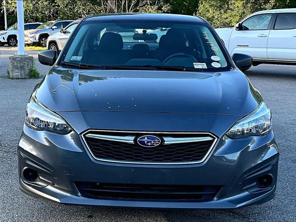 Used 2019 Gray Subaru 2.0i image 2