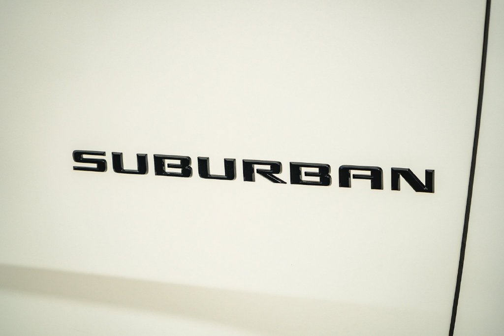 2026 Chevrolet Suburban LS - Photo 10