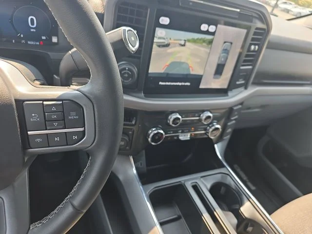 Used 2025 Silver Ford XLT image 25